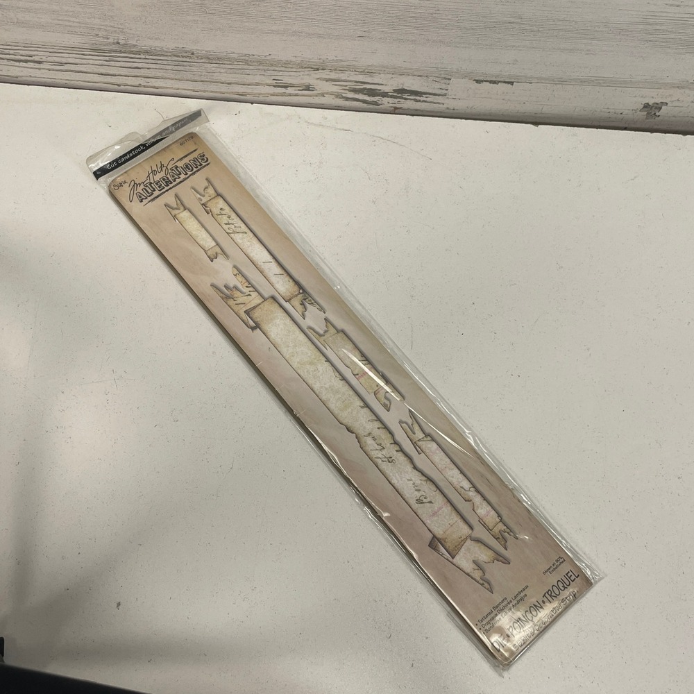 Sizzix Tim Holtz Alterations Tattered Banners Decorative Strip Die 657178 New